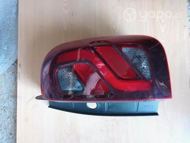 Farol trasero derecho New Duster