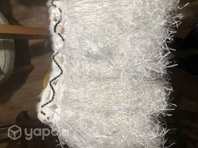 Falda plástica rapa nui pascuense