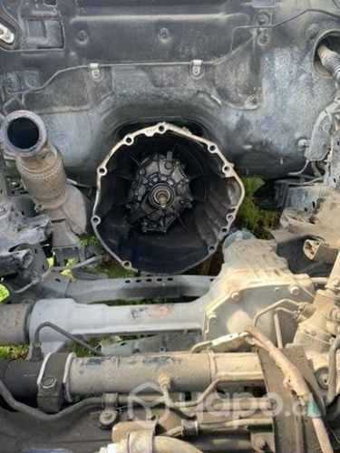Caja de Transmisión NP300