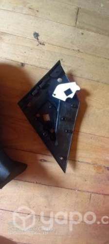 Espejo lateral izquierdo