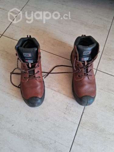 Zapatos de Seguridad marca Proflex impecables