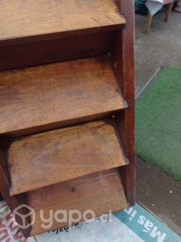 Escalera de madera