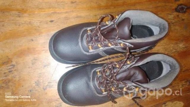 zapatos de seguridad número 41 nuevos