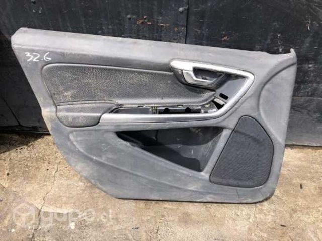 Panel puerta volvo c60 (32.6)