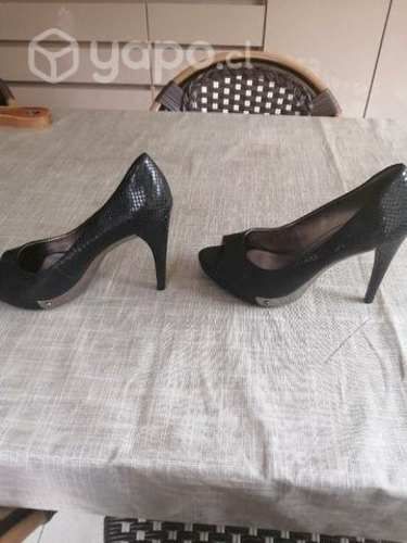 Lindos zapatos de vestir 1 puesta