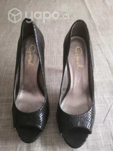 Lindos zapatos de vestir 1 puesta