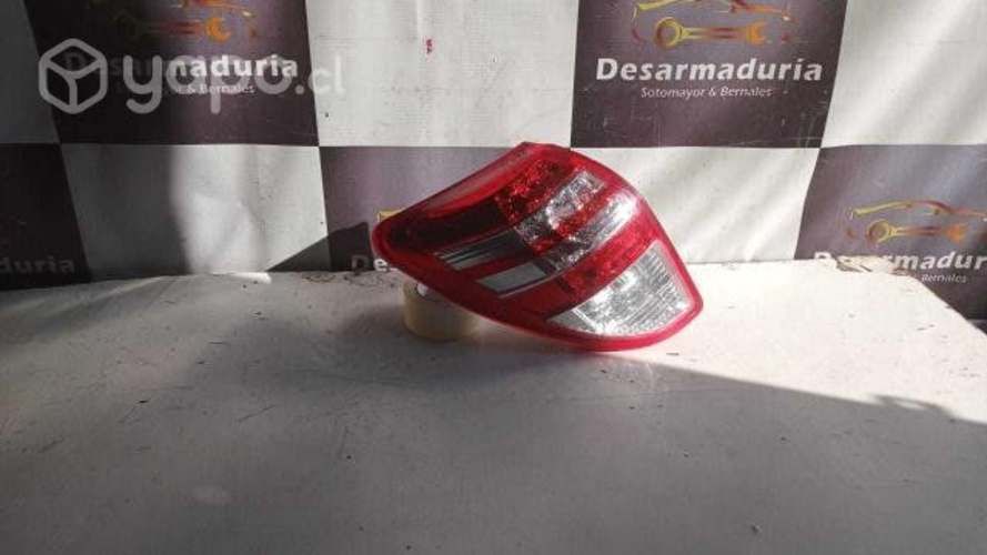 Foco Rav4 2008 a 2012 LH 1.4