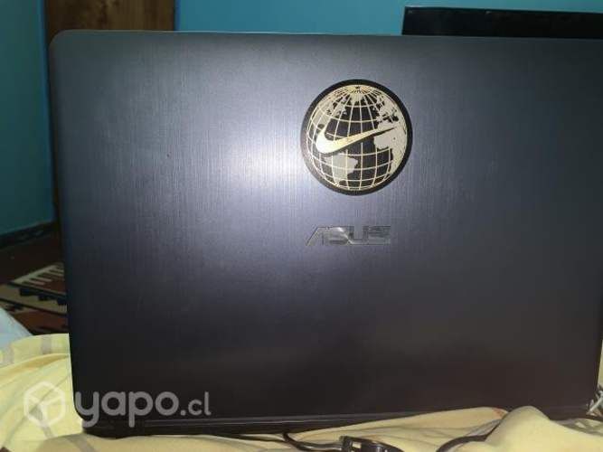 ASUS VIVO BOOK15 excelente estado