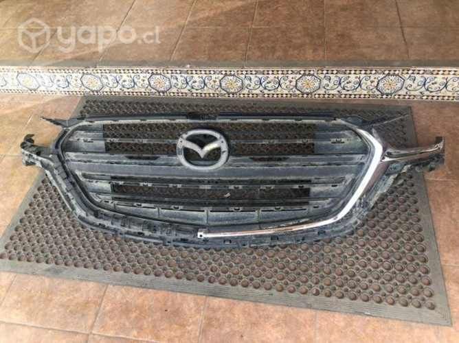 Mazda NEW Bt-50 2023 PARACHOQUE MASCARA BISEL