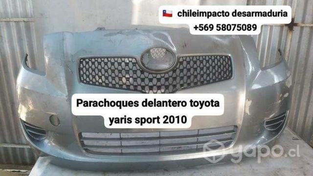 Para choque delantero Toyota Yaris sport año 2010