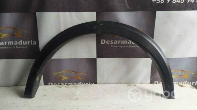 Moldura delantera Kicks Lh 2.1