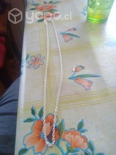 Cadena de plata