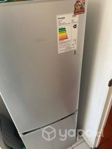 Refrigerador MIDEA de 167 litros