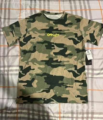 Polera Oakley