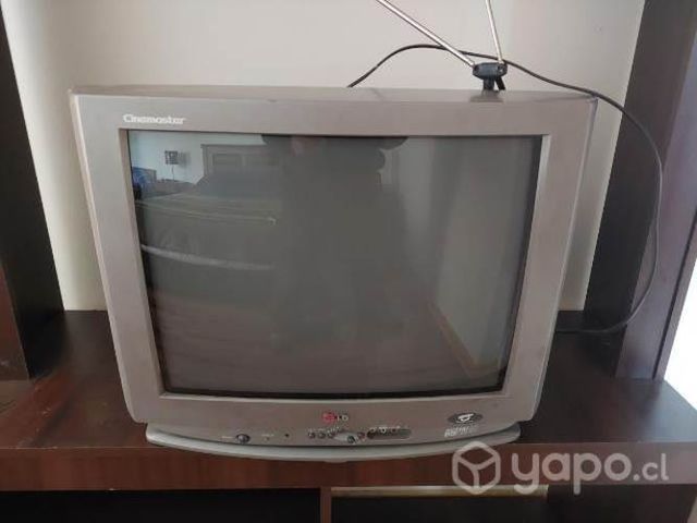 Tv antigua funcionando LG
