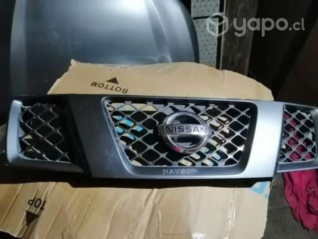 Máscara Nissan navara