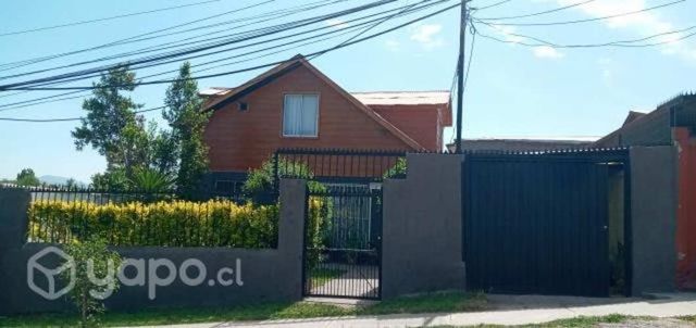 Casa en de dos pisos en cerrillos 4 dormitorios