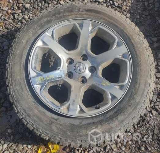Llanta Aluminio Detalle Con Neumátic Dodge Ram