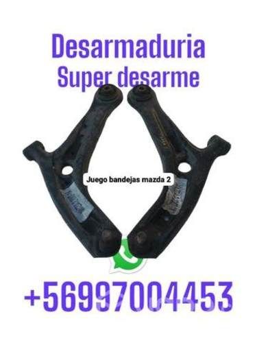 Juego bandejas mazda 2