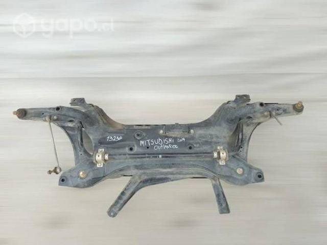 Cuna Mitsubishi Outlander 2016 2020