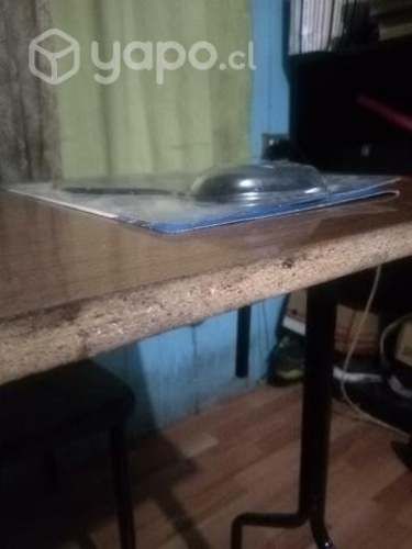 Mouse pad with gel wrist support