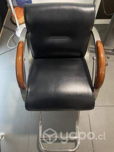 Silla de corte marca Ricco