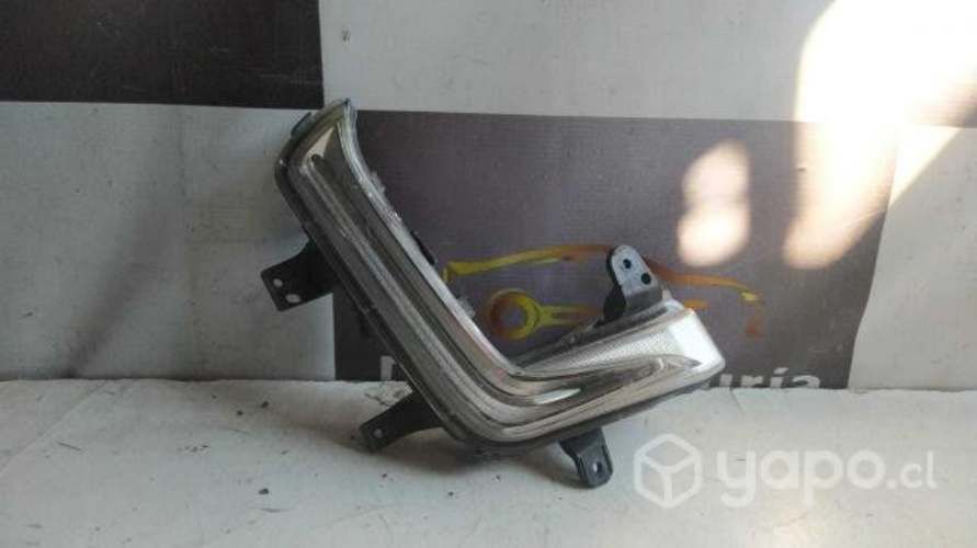 Neblinero tracker 2021 a 2023 Lh 2.0