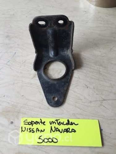 Soporte radiador intercooler Nissan Navara