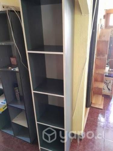 Librero y/o biblioteca
