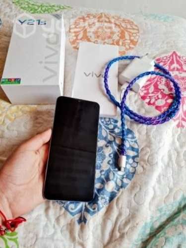 Teléfono vivo y21s