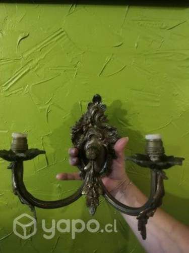 Candelabro de bronce masiso