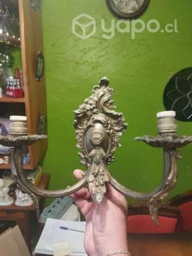 Candelabro de bronce masiso