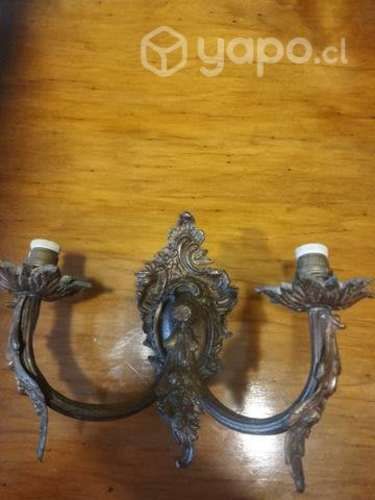 Candelabro de bronce masiso