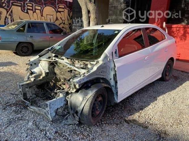 Muñón izquierdo Chevrolet prisma