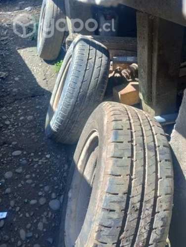 4 Llantas con forro