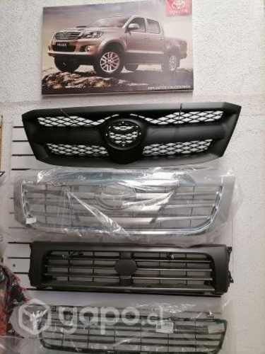 10% descuento mascaras Toyota hilux