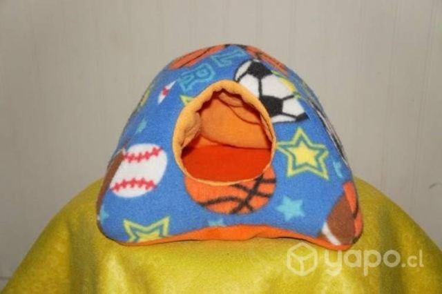 Cama iglú para mascota.