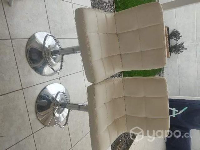 Taburetes blancos, se vende el par