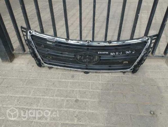 Máscara de Hyundai H1 2015