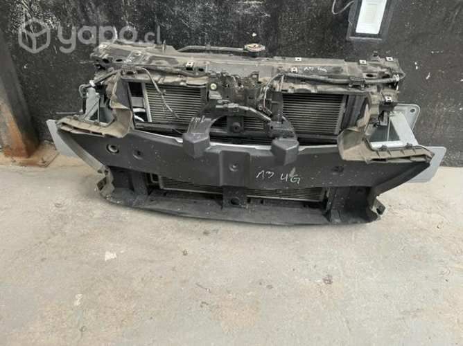 Frontal mazda 3 2023