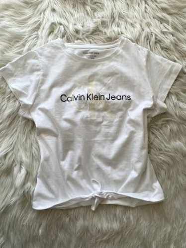 Ropita de marca poleron short jardinera crop