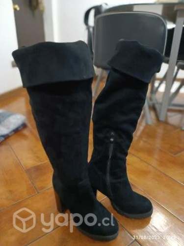 Lindas Botas con poco Uso talla 39