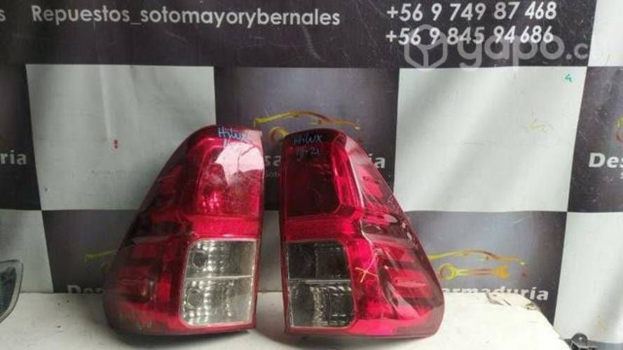 Foco trasero hilux 2015 a 2023 1.5