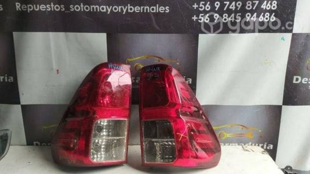 Foco trasero hilux 2015 a 2023 1.5