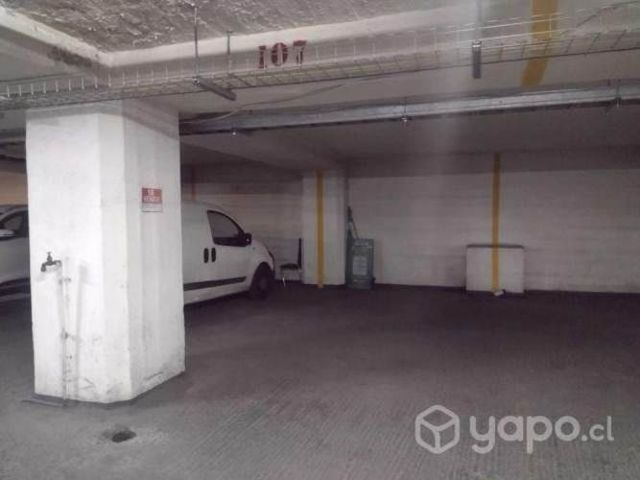 Venta estacionamiento Santiago Centro