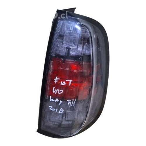 Foco rh derecho fiat uno way 2015