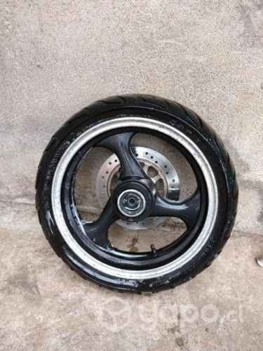 Rueda trasera de moto scooter
