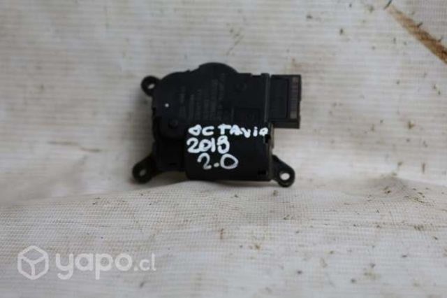 Actuador de calefacción Skoda Octavia 2.0 2013