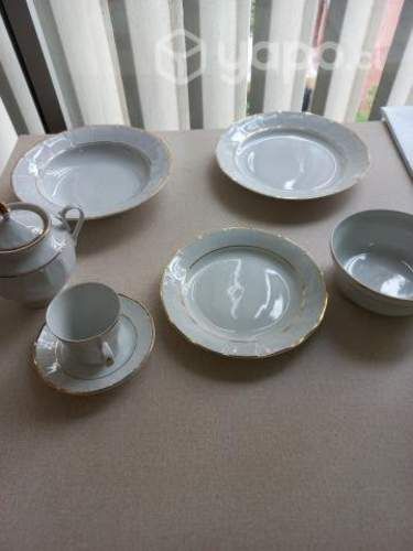 Juegos de loza fina Rumana