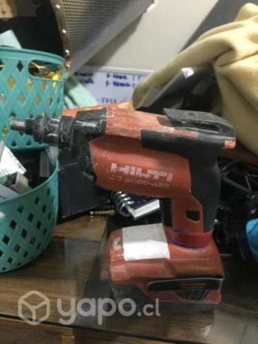 Atornillador hilti